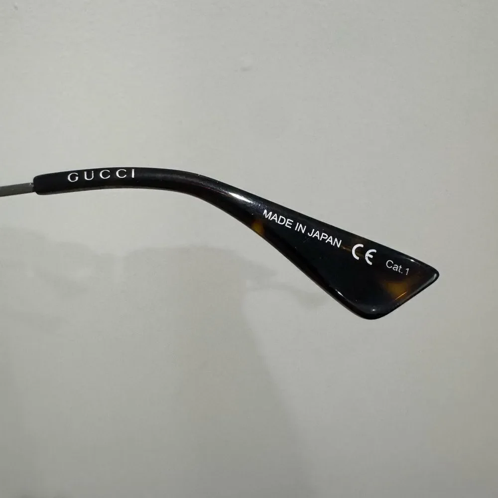 GUCCI Unisex Aviator sunglasses - Picture 5 of 6